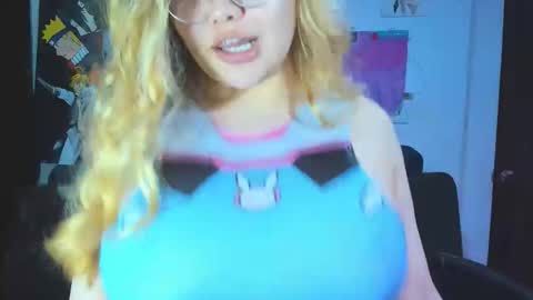 Snapshot of lily_stone04 chatting on May 2026 10:23:02 AM lily_stone04 online show from May 2026 10:23:02 AM