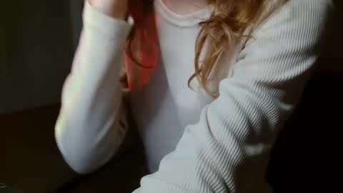 small lily online show from March 2026 05:18:02 PM