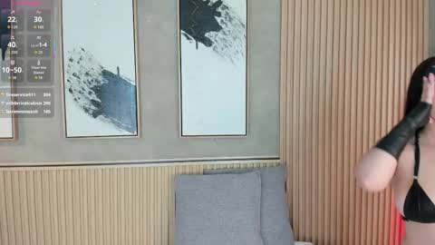 Snapshot of lily_vale chatting on December 2025 07:18:01 PM Lily online show from December 2025 07:18:01 PM