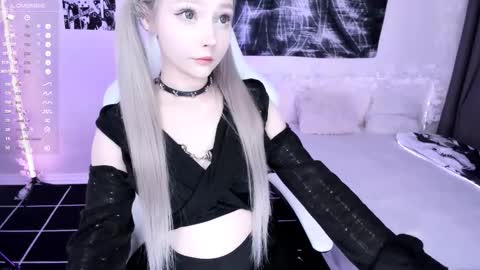 Lily online show from January 2026 12:58:02 AM