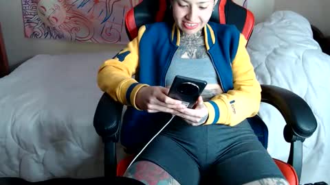 Lily online show from March 2026 04:51:01 AM