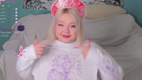 Lily online show from December 2024 10:41:02 PM