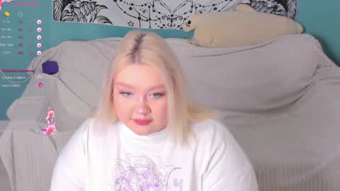 Lily online show from December 2024 01:43:01 AM