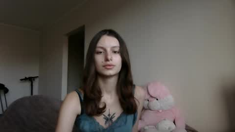 lilycandy_ online show from October 2025 10:38:01 AM