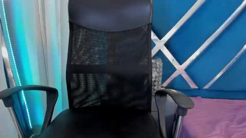 Sweetie Lily online show from March 2026 01:06:01 PM