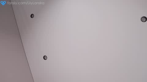 Lilia online show from October 2025 08:48:01 AM