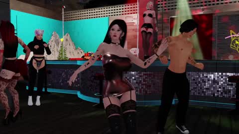 Snapshot of lilymistress chatting on December 2024 07:31:01 AM Lily online show from December 2024 07:31:01 AM