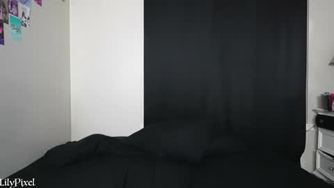 Liliana Marie Pixelate online show from January 2025 02:07:02 AM