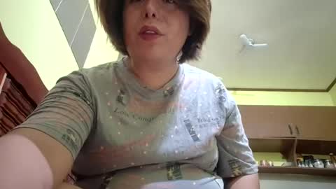 Snapshot of lilysette chatting on June 2026 09:20:01 PM lilysette online show from June 2026 09:20:01 PM