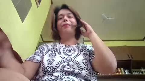 Snapshot of lilysette chatting on July 2026 08:43:01 AM lilysette online show from July 2026 08:43:01 AM