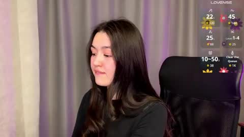 Lily online show from April 2026 07:07:02 PM