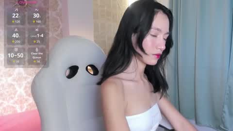 lilythea_ online show from September 2025 08:43:01 PM