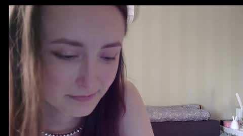 Snapshot of lilyxsky chatting on February 2025 03:30:02 PM LilyXSky online show from February 2025 03:30:02 PM