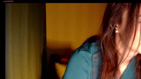 LilyXSky online show from November 2025 02:39:02 PM