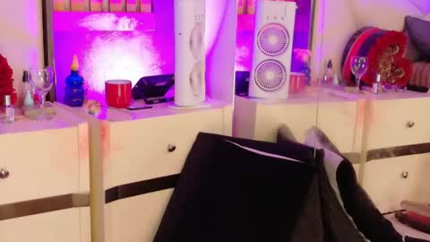 Lilly online show from February 2026 01:09:01 AM