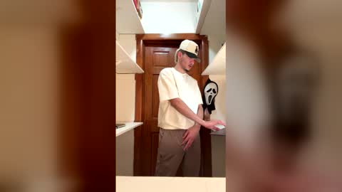 Snapshot of lima_tunes chatting on December 2025 02:49:01 AM lima_tunes online show from December 2025 02:49:01 AM