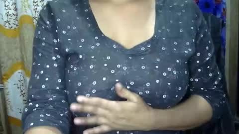 limaakter246618 online show from November 2025 06:33:02 AM