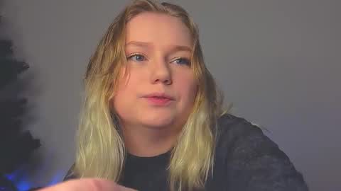 lime cat online show from December 2025 01:00:02 AM