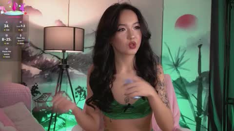 Lin Use menu to play with me  online show from November 2025 09:46:02 PM