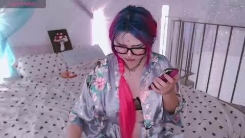 Snapshot of lina2d_tyan chatting on May 2026 09:28:02 AM Lina2D tyan online show from May 2026 09:28:02 AM