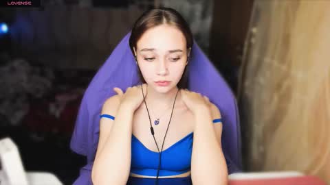 Scarlet online show from October 2025 08:29:02 PM