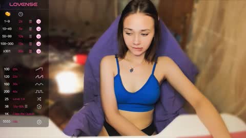 Scarlet online show from October 2025 05:03:01 PM