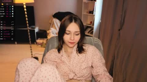 Scarlet online show from April 2026 01:57:02 PM