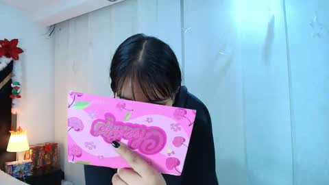  Lina Bedoya  online show from December 2025 11:38:02 AM