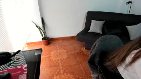 Lina Browm online show from September 2025 02:10:01 PM