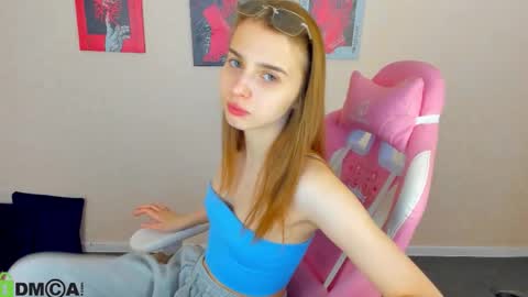 LINA online show from November 2025 01:19:01 AM