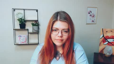 lina_ri online show from October 2025 09:10:02 PM