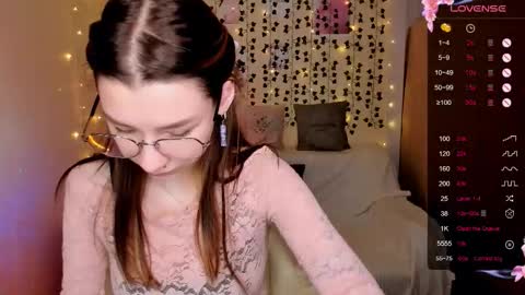 Snapshot of linablossom chatting on November 2025 08:14:01 AM Lina online show from November 2025 08:14:01 AM