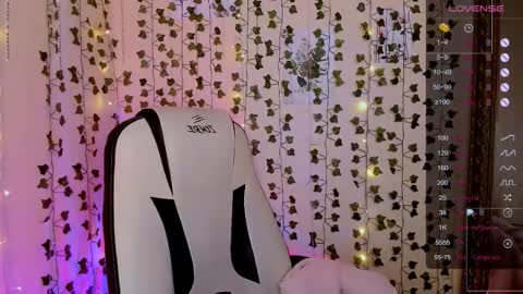 Lina online show from February 2026 06:12:02 AM