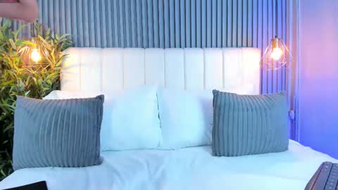 Snapshot of linaglam chatting on December 2025 05:33:02 PM LinaGlam online show from December 2025 05:33:02 PM