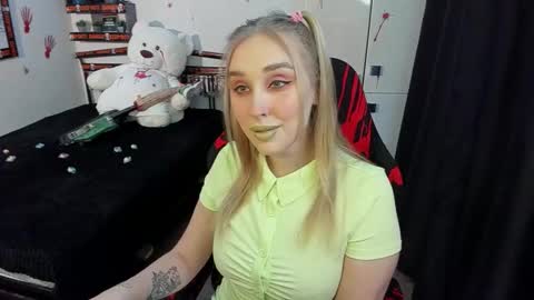 Snapshot of linatruly chatting on October 2025 09:48:02 PM Lina online show from October 2025 09:48:02 PM