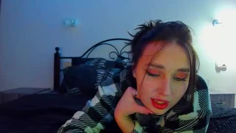 Snapshot of linatruly chatting on December 2025 10:15:02 PM Lina online show from December 2025 10:15:02 PM