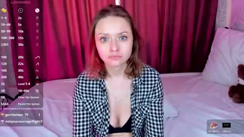 Snapshot of linda__bryant chatting on February 2025 04:07:01 AM Linda GMT2 Mon Tu Fri Sa Su 0300am-1000 am online show from February 2025 04:07:01 AM