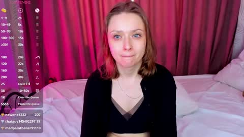 Snapshot of linda__bryant chatting on February 2025 03:33:02 AM Linda GMT2 Mon Tu Fri Sa Su 0300am-1000 am online show from February 2025 03:33:02 AM