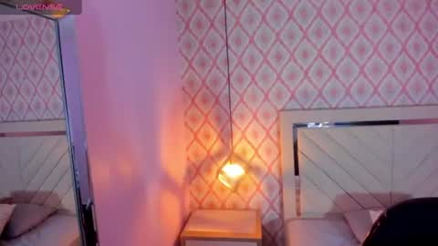  LINDA  online show from July 2026 07:39:01 PM