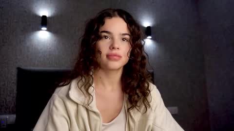 Snapshot of linda_clarsss chatting on November 2025 01:56:02 PM Linda online show from November 2025 01:56:02 PM