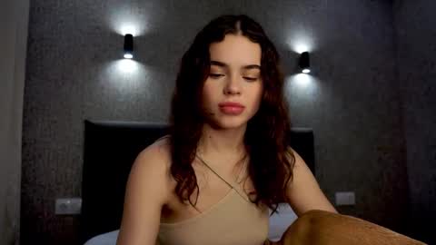 Snapshot of linda_clarsss chatting on December 2025 01:09:01 PM Linda online show from December 2025 01:09:01 PM