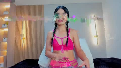  LINDA  online show from April 2026 01:45:02 PM