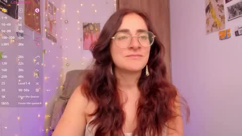Snapshot of linda_giggle chatting on November 2025 01:22:02 PM Giggles online show from November 2025 01:22:02 PM
