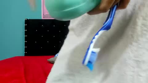 Linda hot09 online show from February 2025 11:31:02 AM