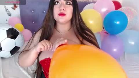 Linda  online show from June 2026 08:58:01 PM