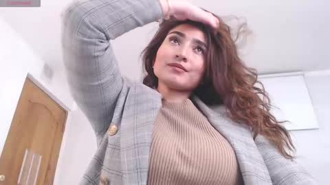 Snapshot of linda_morgan1 chatting on January 2026 01:38:01 PM Maria Paula online show from January 2026 01:38:01 PM