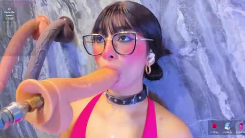 Snapshot of linda_sofi__ chatting on June 2026 09:42:01 PM linda_sofi__ online show from June 2026 09:42:01 PM