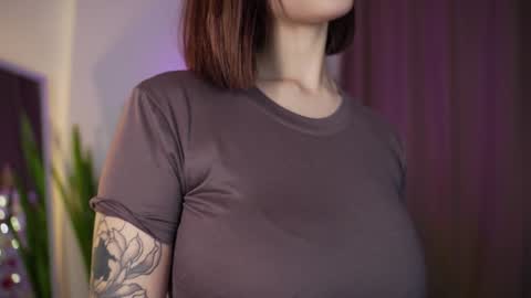 Snapshot of linda_warners chatting on December 2024 10:32:02 PM Call me Linda online show from December 2024 10:32:02 PM