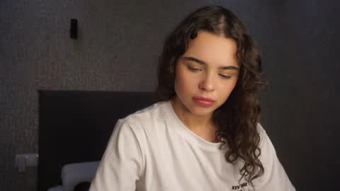 Linda online show from April 2026 01:12:01 PM