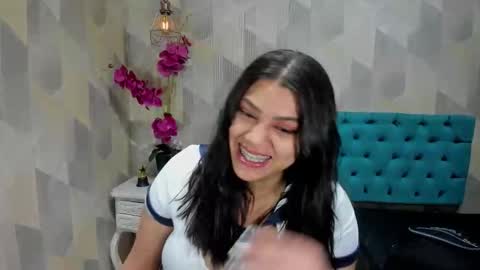    online show from October 2025 02:13:02 PM